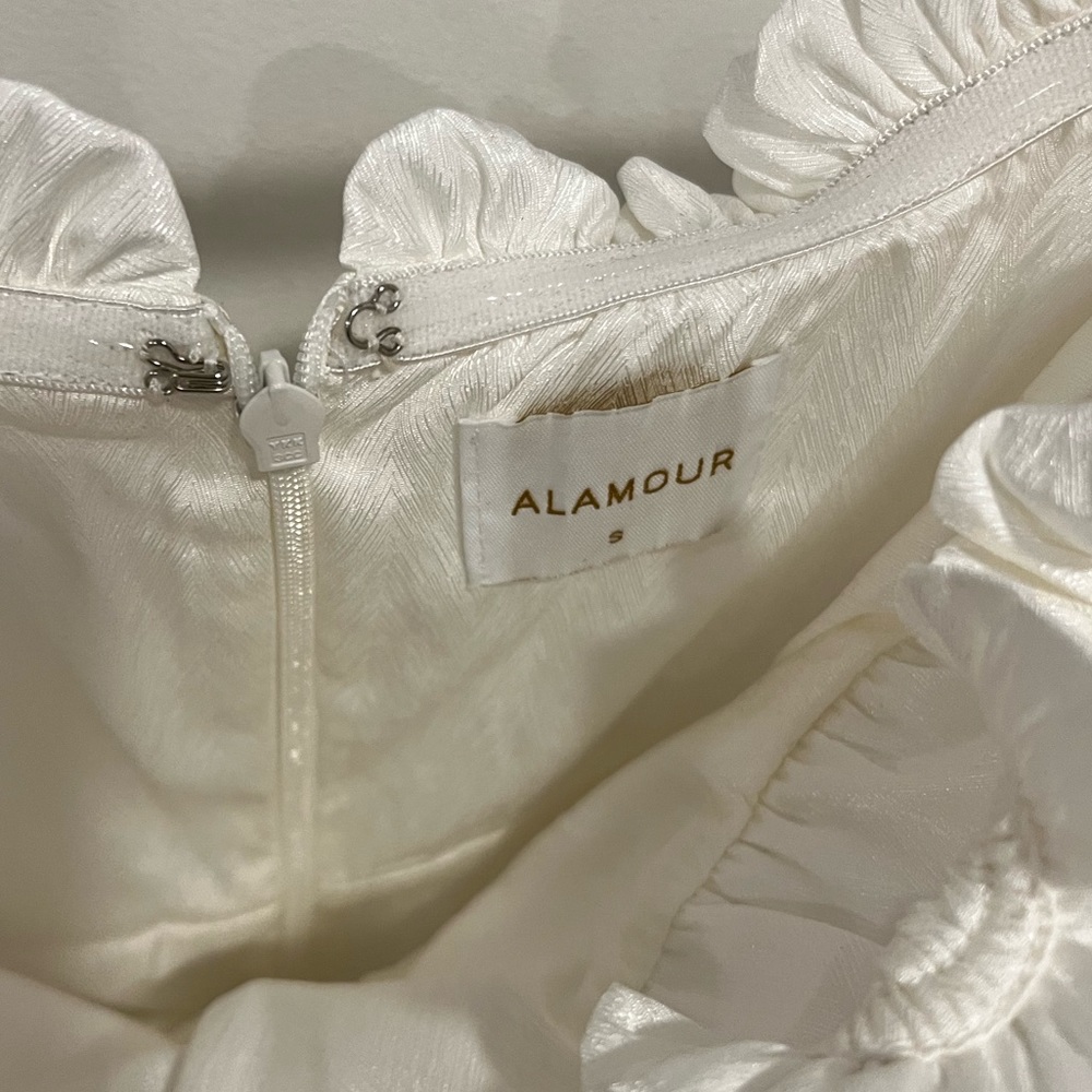 Alamour the label white mini dress - Picture 7 of 11